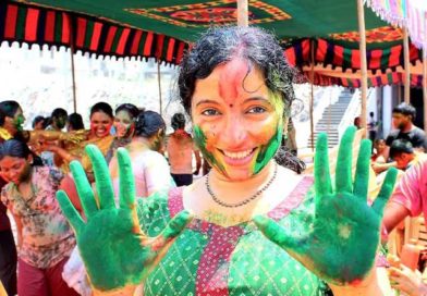 Kumaoni Holi: When, Why & How Is It Celebrated ?